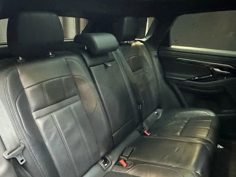 Used 2020 Land Rover Range Rover Evoque S image 27