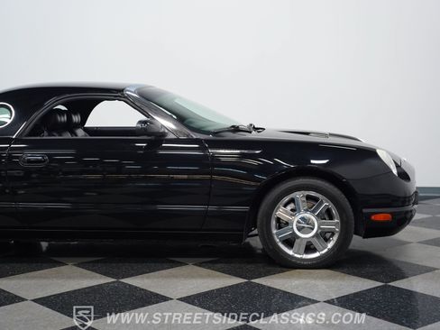 Used 2005 Ford Thunderbird RWD image 30