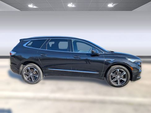 Used 2022 Buick Enclave Essence w/ Experience Buick Package image 8