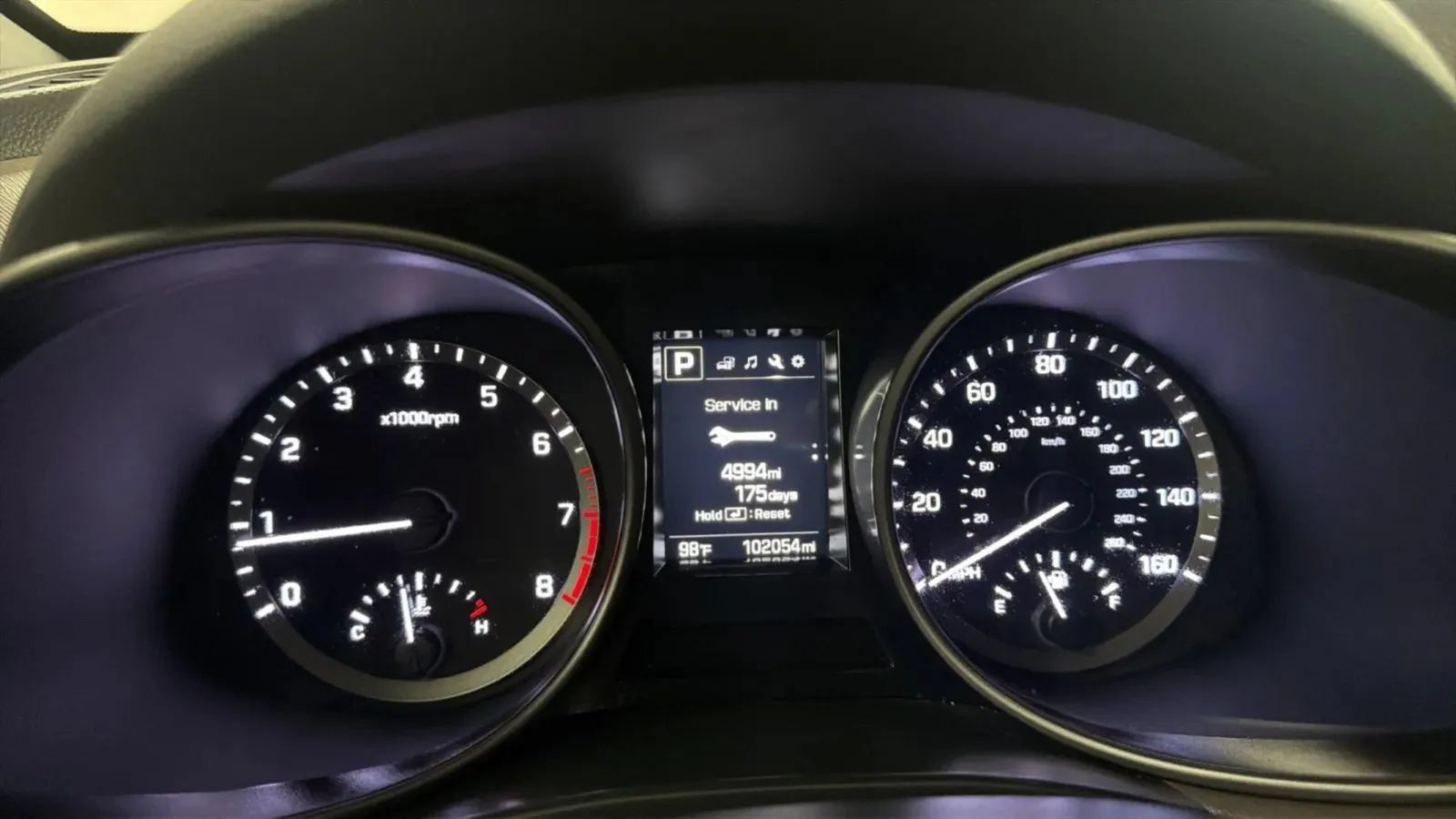 Used 2017 Hyundai Santa Fe SE FWD image 11