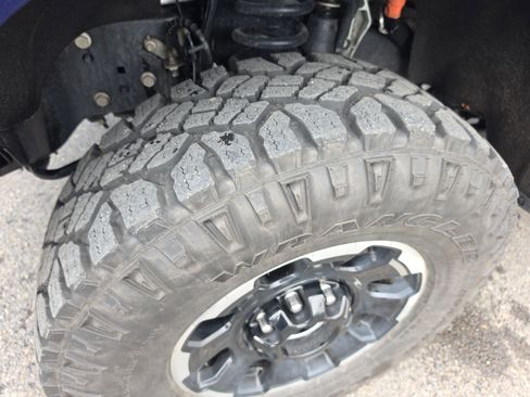 Used 2026 Ford F250 Platinum w/ Tremor Off-Road Package AWD/4WD image 11