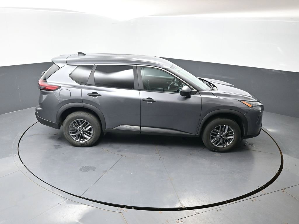 Used 2024 Nissan Rogue S AWD/4WD image 41