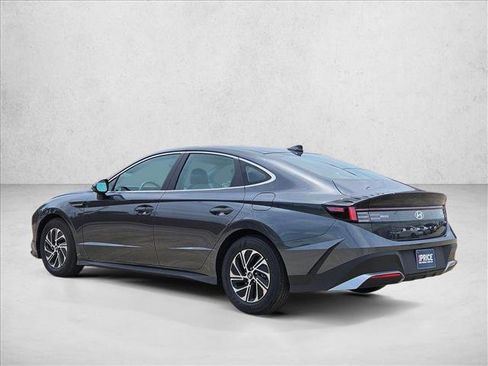 Used 2026 Hyundai Sonata Blue FWD image 7