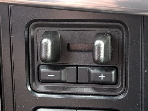 Certified 2025 Ford F150 Lariat w/ Equipment Group 501A Mid AWD/4WD image 24