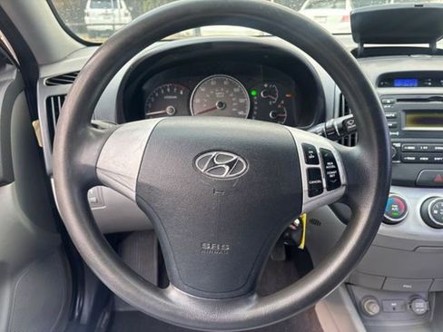 Used 2009 Hyundai Elantra GLS image 18