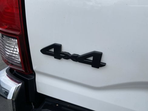 Used 2023 Toyota Tacoma SR5 image 9