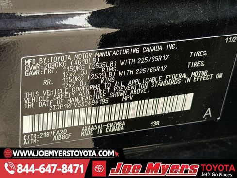 Used 2025 Toyota RAV4 XLE w/ Convenience Package image 33