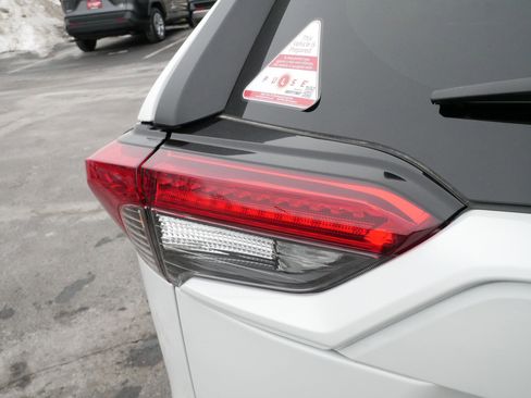 Certified 2025 Toyota RAV4 XLE Premium image 17