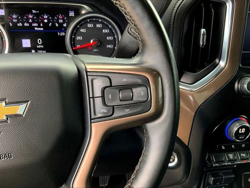 Used 2023 Chevrolet Silverado 2500 High Country AWD/4WD image 25