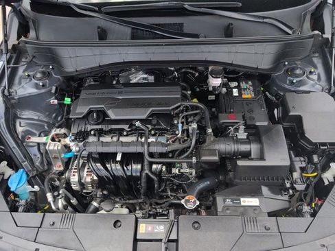 Used 2025 Hyundai Kona SEL FWD image 34