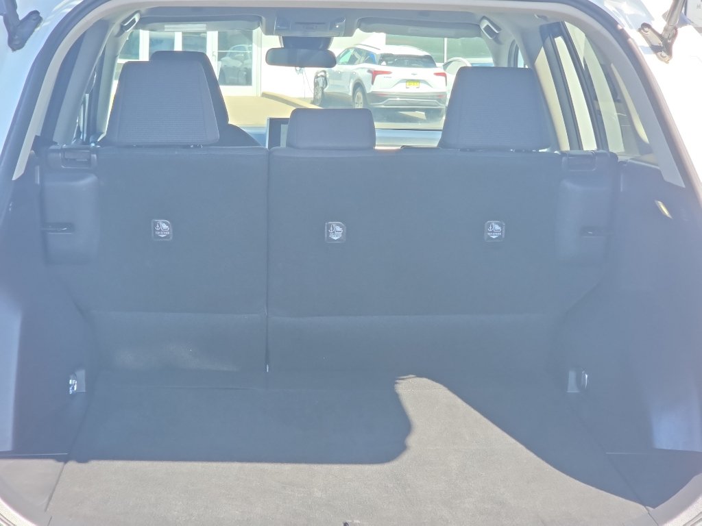 Certified 2025 Toyota RAV4 LE AWD/4WD image 9