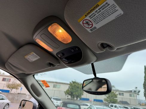 Used 2007 Dodge Ram 3500 Truck SLT image 20