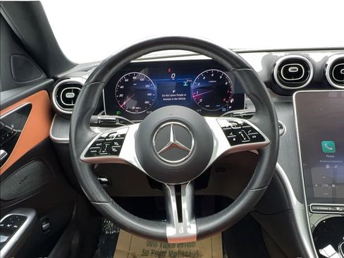 Used 2025 Mercedes-Benz C 300 Sedan image 37