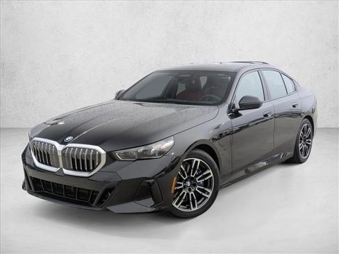New 2026 BMW 550e xDrive AWD/4WD image 1