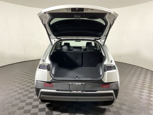 New 2025 Hyundai Ioniq 5 SEL image 15