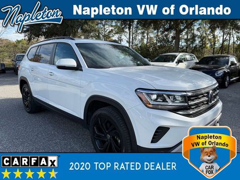 Used 2022 Volkswagen Atlas SE w/ Black Wheel Package image 3