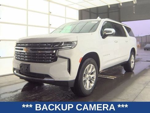 Used 2023 Chevrolet Suburban Premier image 4