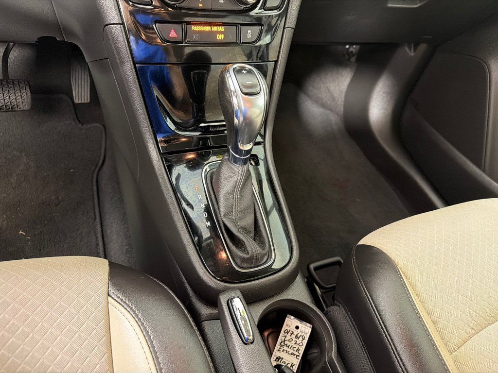 Used 2020 Buick Encore Preferred AWD/4WD image 18