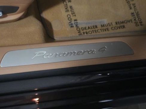 Used 2011 Porsche Panamera 4 image 25