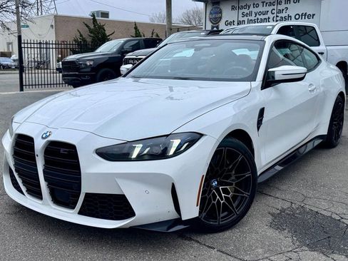 Used 2025 BMW M4 xDrive Competition AWD/4WD image 2