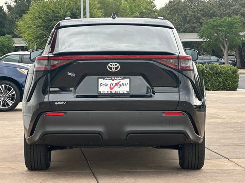 New 2026 Toyota bZ FWD image 5