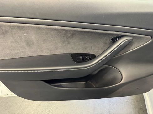 Used 2018 Tesla Model 3 Long Range AWD/4WD image 13
