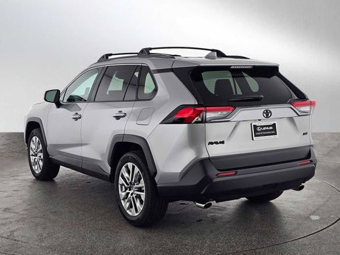 Used 2025 Toyota RAV4 XLE Premium w/ Weather Package FWD image 5