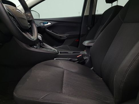 Used 2017 Ford Focus SEL image 17