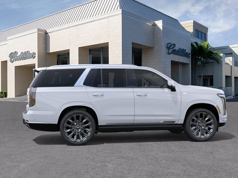 New 2026 Cadillac Escalade Luxury image 5