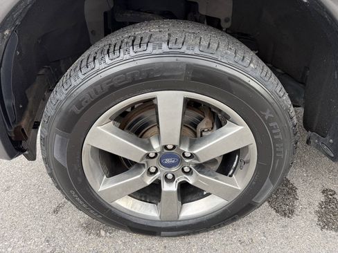 Used 2015 Ford F150 Lariat AWD/4WD image 34