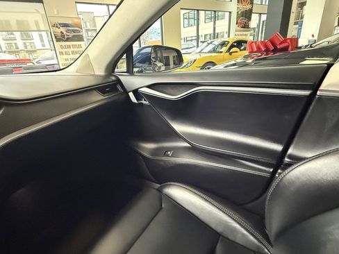 Used 2018 Tesla Model S 100D image 29