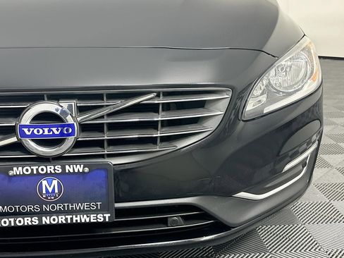 Used 2016 Volvo S60 T6 image 5
