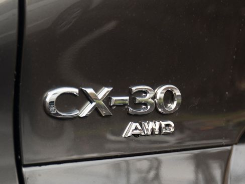 New 2025 MAZDA CX-30 AWD 2.5 S w/ Select Sport Pkg image 6