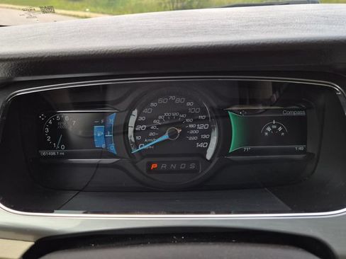 Used 2018 Ford Taurus SEL w/ Equipment Group 201A AWD/4WD image 21