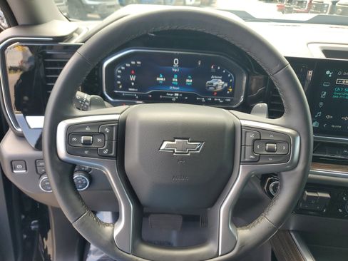 Used 2025 Chevrolet Silverado 1500 LT Trail Boss image 19