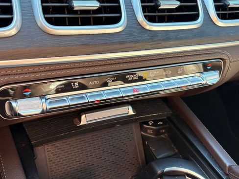 Used 2021 Mercedes-Benz GLE 350 image 18