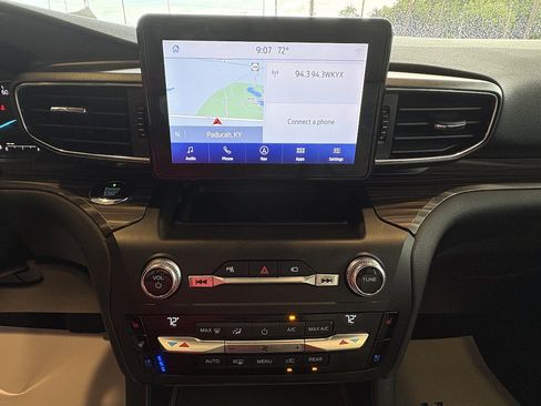 Used 2020 Ford Explorer Limited AWD/4WD image 16