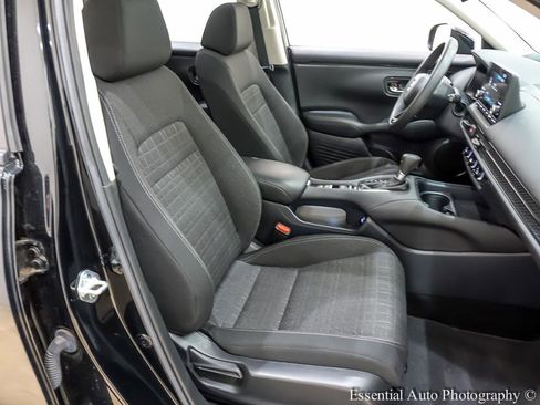 Used 2023 Honda HR-V LX image 31