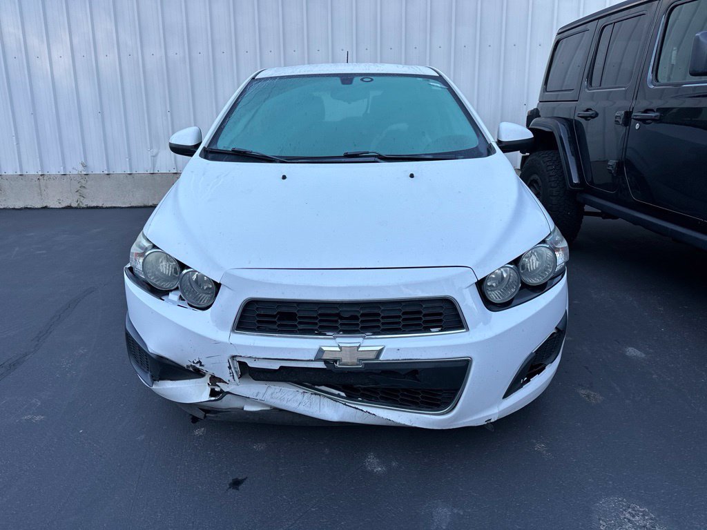 Used 2016 Chevrolet Sonic LS FWD image 2