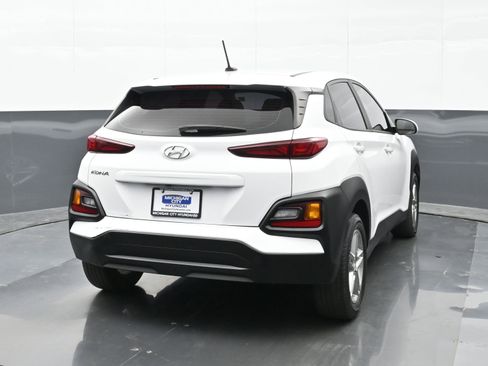 Used 2021 Hyundai Kona SE FWD image 4