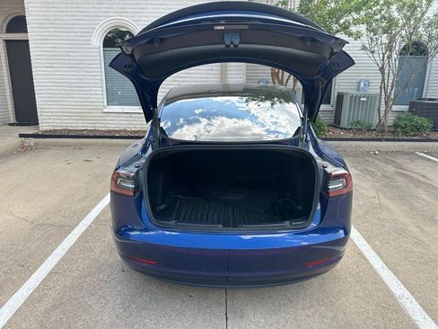 Used 2021 Tesla Model 3 Standard Range Plus RWD image 17