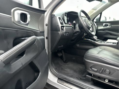 Used 2022 Kia Sorento SX image 7