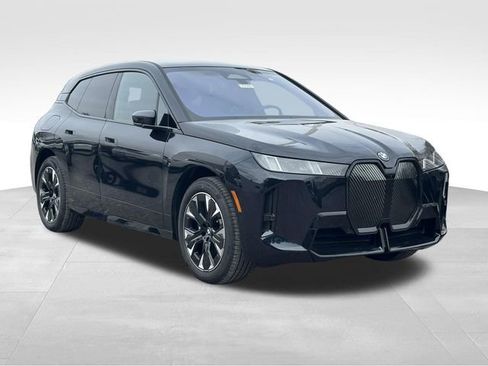 New 2026 BMW iX xDrive45 w/ M Sport Package image 1