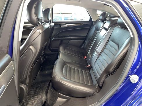 Used 2014 Ford Fusion SE w/ Equipment Group 202A image 10