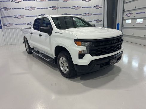 Used 2023 Chevrolet Silverado 1500 W/T w/ WT Value Package AWD/4WD image 9