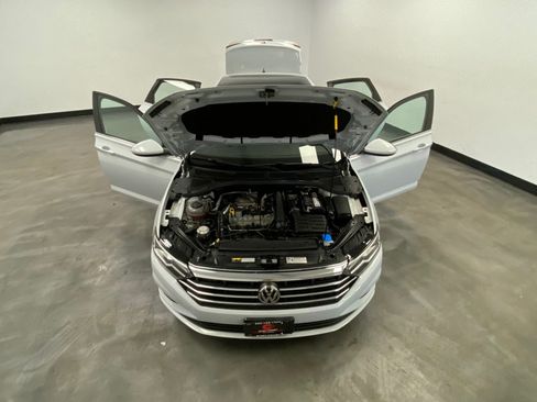 Used 2019 Volkswagen Jetta SE image 53