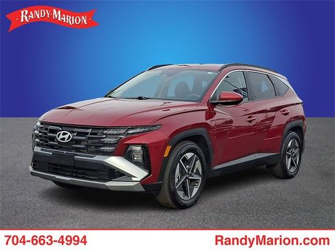 Used 2025 Hyundai Tucson SEL image 1