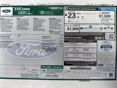 Used 2023 Ford Explorer XLT w/ Equipment Group 202A AWD/4WD image 27