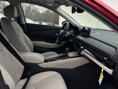 Used 2025 Honda Accord EX-L image 22