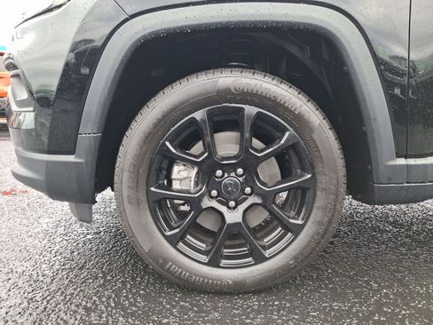 New 2026 Jeep Compass Latitude image 19